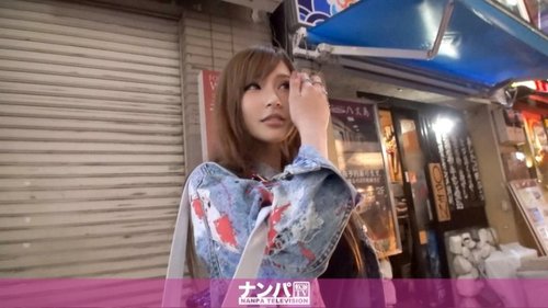 日本素人魔劍派首次拍攝：巨乳苗條淫蕩女性的顏射特寫