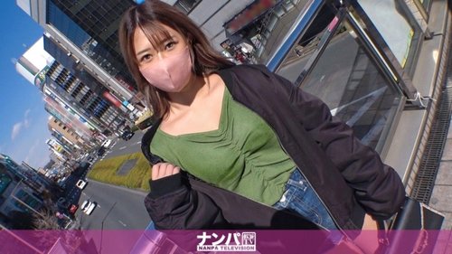 19살 여대생의 첫 촬영: 도발적인 엉덩이 흔들림과 격렬한 오르가즘