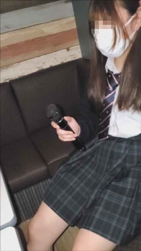 JK傲娇妹KTV手淫后出租屋吃鸡巴第一视角无码