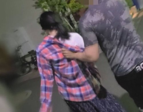 เมียหนีกลางคืนโดนจับได้ แตกในเมียพุ่งเชื่อฟัง NTR ไร้เซ็นเซอร์