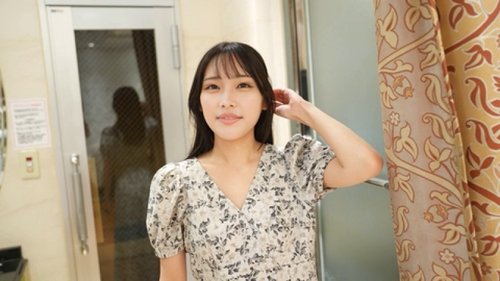 20歲咖啡店女服務生柚木無碼無套服務